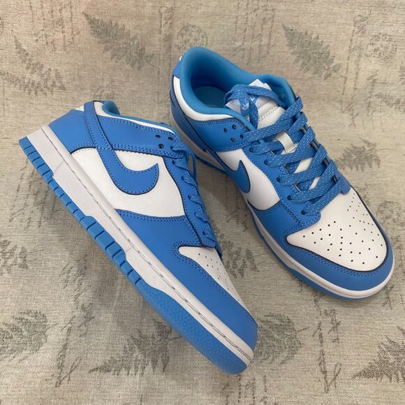 Nike Dunk Low UNC University Blue Sneakers - Picture 5 of 8